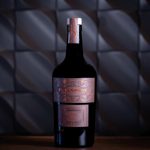 VERMUT ROJO EL LLORENÇ by Santi Taura